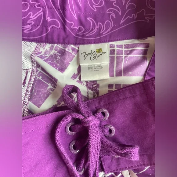Y2K Body Glove Board Shorts Women’s Purple & White NEW - Picture 2 of 9